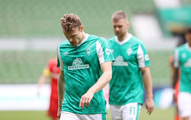 五星体育-功勋主帅归位仍降级 41年第一耻不来梅自作自受!